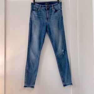 Lucky Brand Brigette skinny stretch raw hem | medium wash, light distress | 4/27